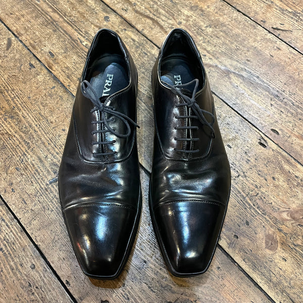 PRADA BLACK LEATHER OXFORD SHOES