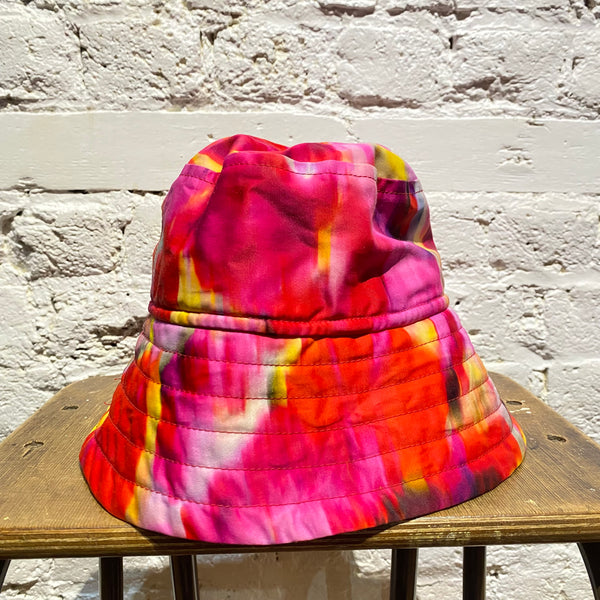 DRIES VAN NOTEN PINK TYE DYE BUCKET HAT
