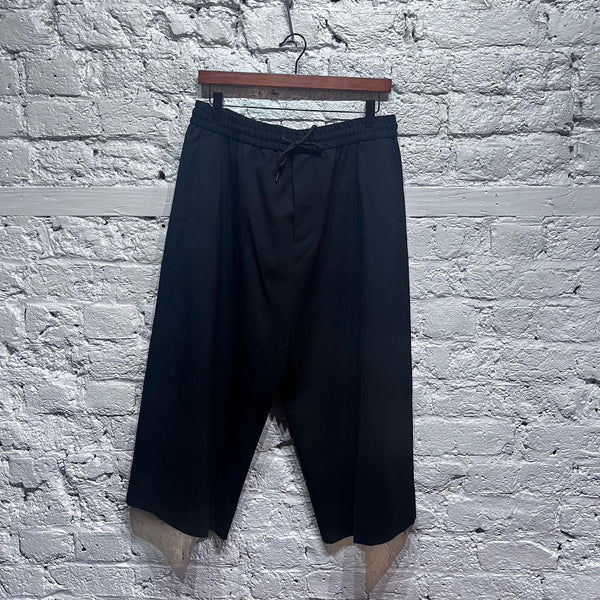 ALEXANDER MCQUEEN	MCQ BLACK 3/4 PLAIN TROUSERS