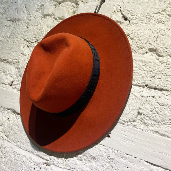 MAISON MICHEL RUST HAT