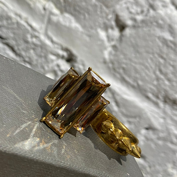 ALEXANDER MCQUEEN GOLD/CRYSTAL KNUCKLEDUSTER RING
