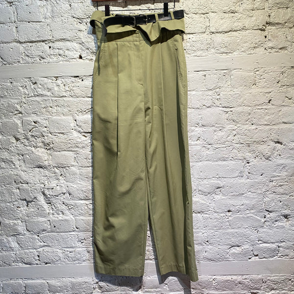 R2W READY TO WEAR PLEATED TROUSERS