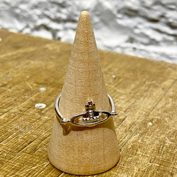 VIVIENNE WESTWOOD .925 SILVER VENDOME RING