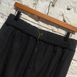 AIREI BLACK MIDI PLEATED SKIRT