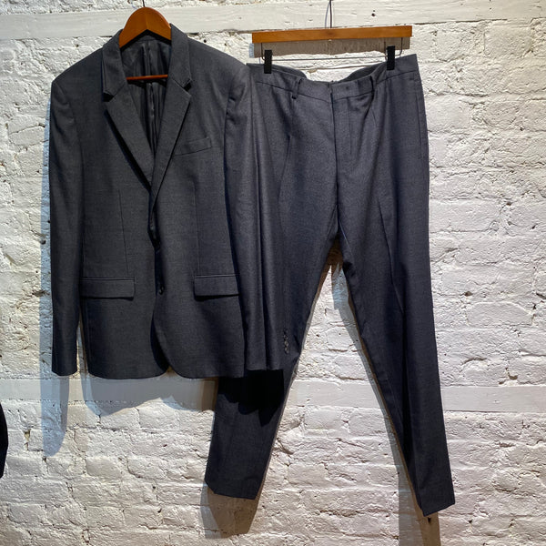 WOOYOUNGMI DARK GREY TAILORED 2 BUTTON SUIT
DOUBLE LAYERED COLLAR