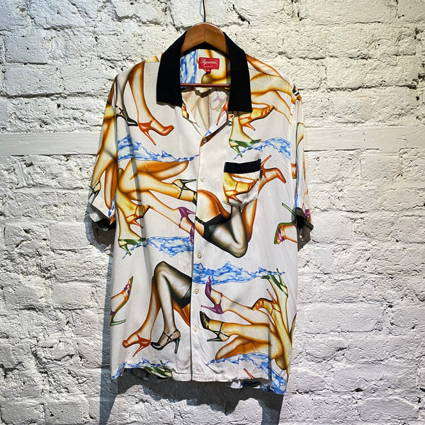 SUPREME HEELS S/S SHIRT