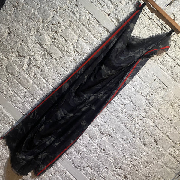 ALEXANDER MCQUEEN CAMOUFLAGE ROSE SCARF