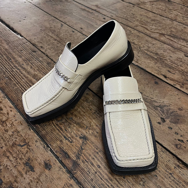MARTINE ROSE OFF WHITE LOAFERS