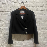 SALUT BEAUTÉ
BLACK SKIRT SUIT