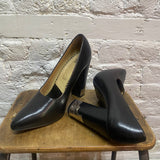 TOGA PULLA
BLACK HEELS
SIZE 40/7UK