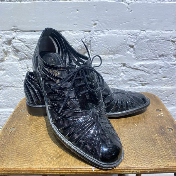 ROBERT CLERGERIE BLACK MESH/PATENT LEATHER DERBY SHOES