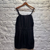 NINA RICCI
BLACK LINEN MINI DRESS