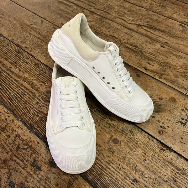 ALEXANDER MCQUEEN