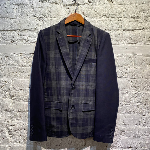 DONNA KARAN NEW YORK
DKNY NAVY CHECK/PLAIN WOOL JACKET