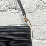 NANUSHKA
BLACK VEGAN CLUTCH