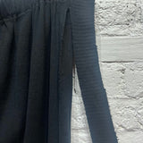 ISSEY MIYAKE
BLACK TROUSERS WITH DETAILS ON SIDES
SIZE 2