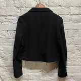 SALUT BEAUTÉ
BLACK SKIRT SUIT