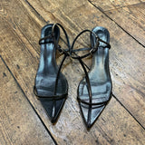 JIL SANDER
BLACK STRAPPY KITTEN HEELS