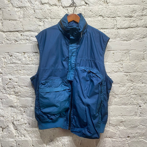 A-COLD-WALL*
BY SAMUEL ROSS
BLUE ZIP VEST