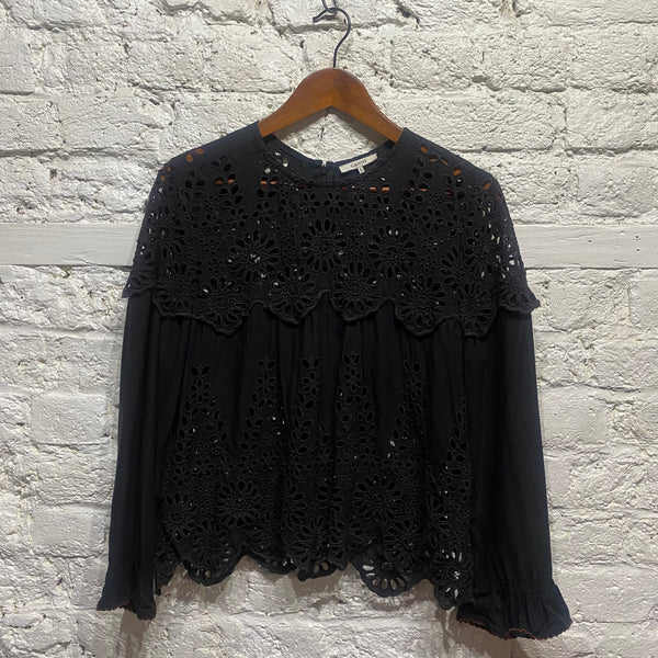 GANNI
BLACK LACE TOP