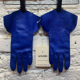 ARISTIDE
BLUE LEATHER GLOVES
SIZE 7