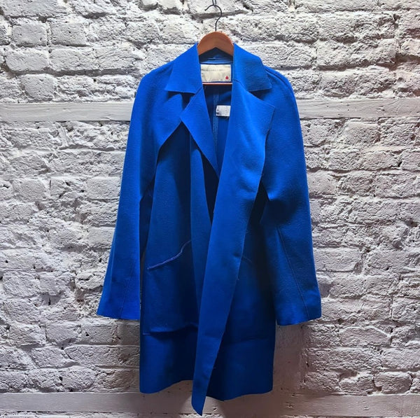 MAISON RABIH KAYROUZ
ELECTRIC BLUE FELT OVERCOAT