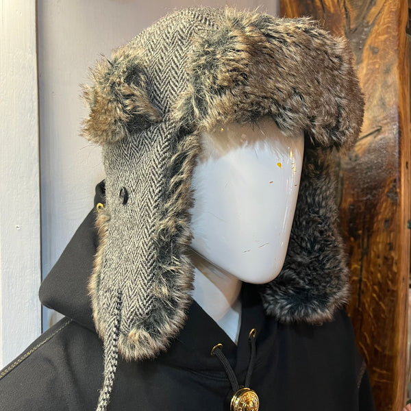 HARRIS TWEED TRAPPER HAT