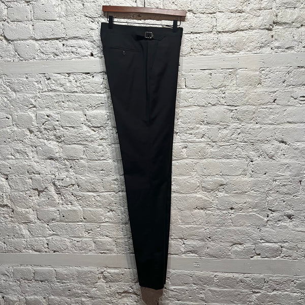 PAUL SMITH 
BLACK FLAT FRONT TROUSERS