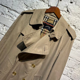 BURBERRY BEIGE TRENCH