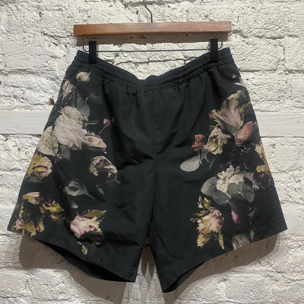 ALEXANDER MCQUEEN 
BLACK SWIM SHORTS