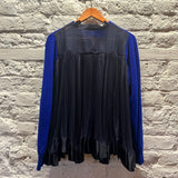 SACAI
BLUE KNIT CARDIGAN/NAVY SHEER PLEAT BACK