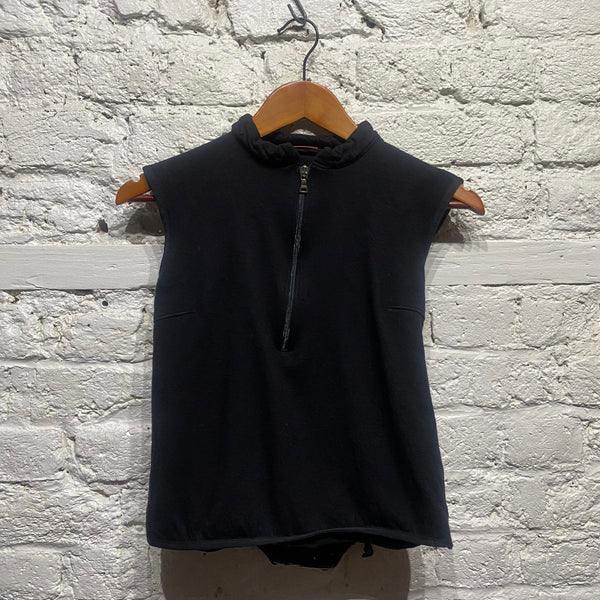 P R A D A SPORT
BLACK TOP