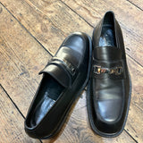 GUCCI 
BLACK LEATHER LOAFERS