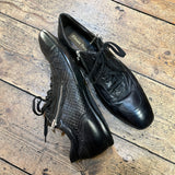 CESARE PACIOTTI
BLACK LEATHER TRAINERS