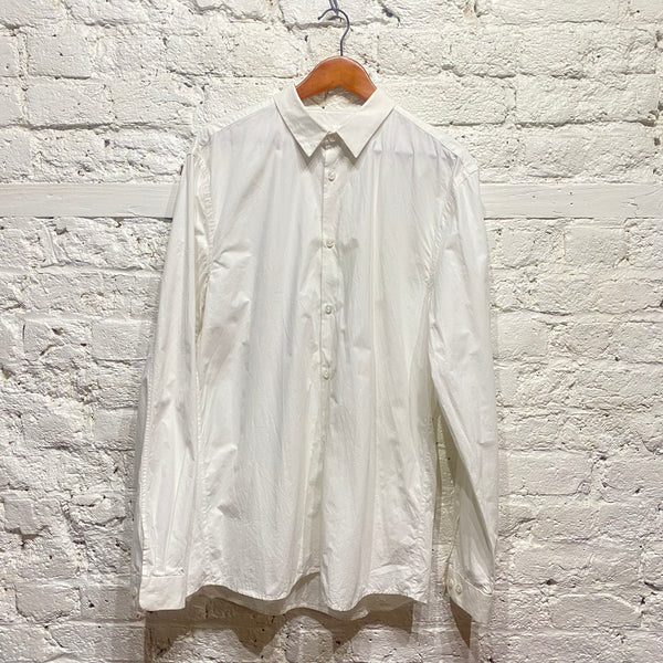 WON HUNDRED
WHITE SHIRT