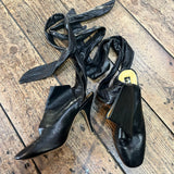 PETAR PETROV
BLACK LEATHER HEELS