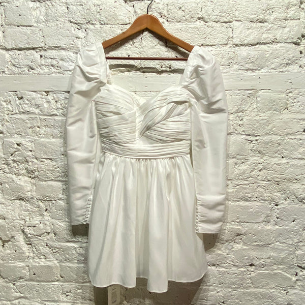 SELF PORTRAIT 
WHITE DRESS