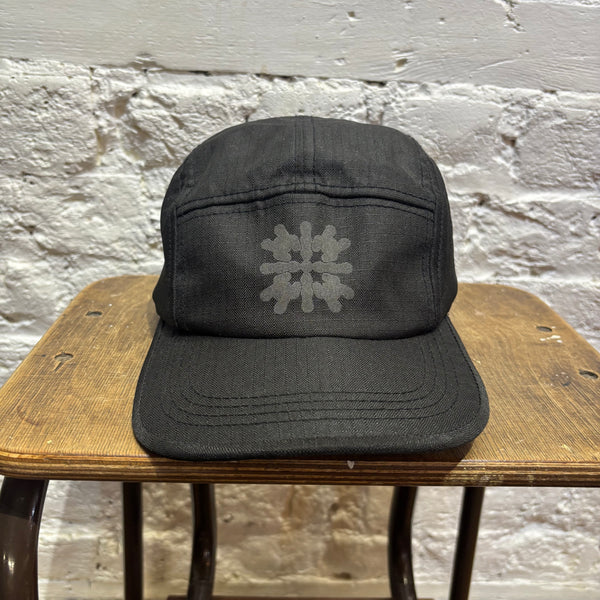 MCQ	BLACK BASEBALL CAP