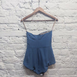 BURBERRY
BLUE STRAPLESS BODY