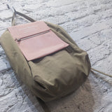 ACNE STUDIOS
BEIGE / PINK LEATHER CANVAS BAG
