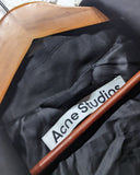 ACNE STUDIOS
BLACK TRENCH COAT