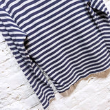 COMME DES GARÇONS 
PLAY BLUE WHITE STRIPE L/S T SHIRT