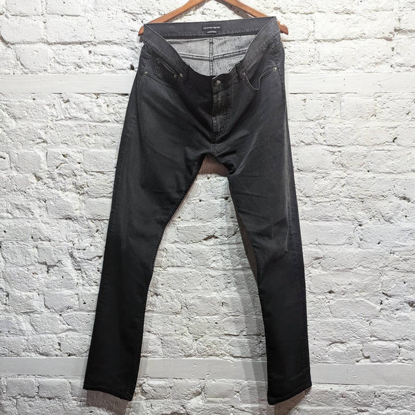 ALEXANDER MCQUEEN 
STONE WASHED BLACK JEANS