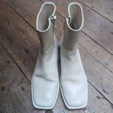 AT KOLLEKTIVE 
BIANCA SAUNDERS
OFF-WHITE ANKLE BOOTS