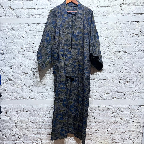 VINTAGE
ANTIQUE KIMONO