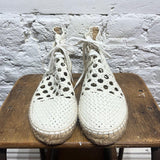 C E L I N E
WHITE STRAW WOVEN SHOES
SIZE 38/5UK