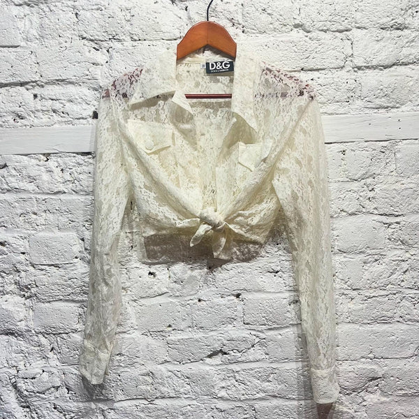 DOLCE AND GABBANA
D&G
WHITE LACE BLOUSE