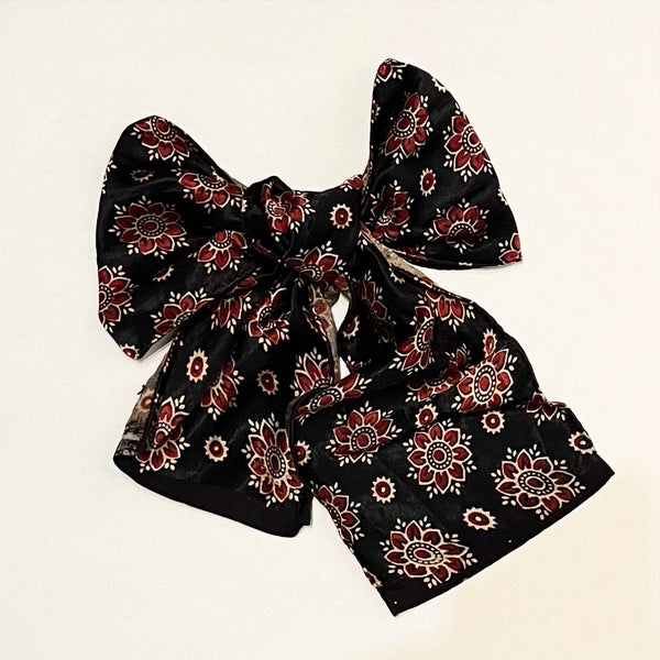 JOHN SKELETON SILK CRAVAT