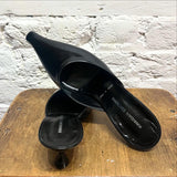 KWAIDAN EDITIONS
BLACK KITTEN MULES
SIZE 38/5UK