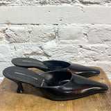 KWAIDAN EDITIONS
BLACK KITTEN MULES
SIZE 38/5UK